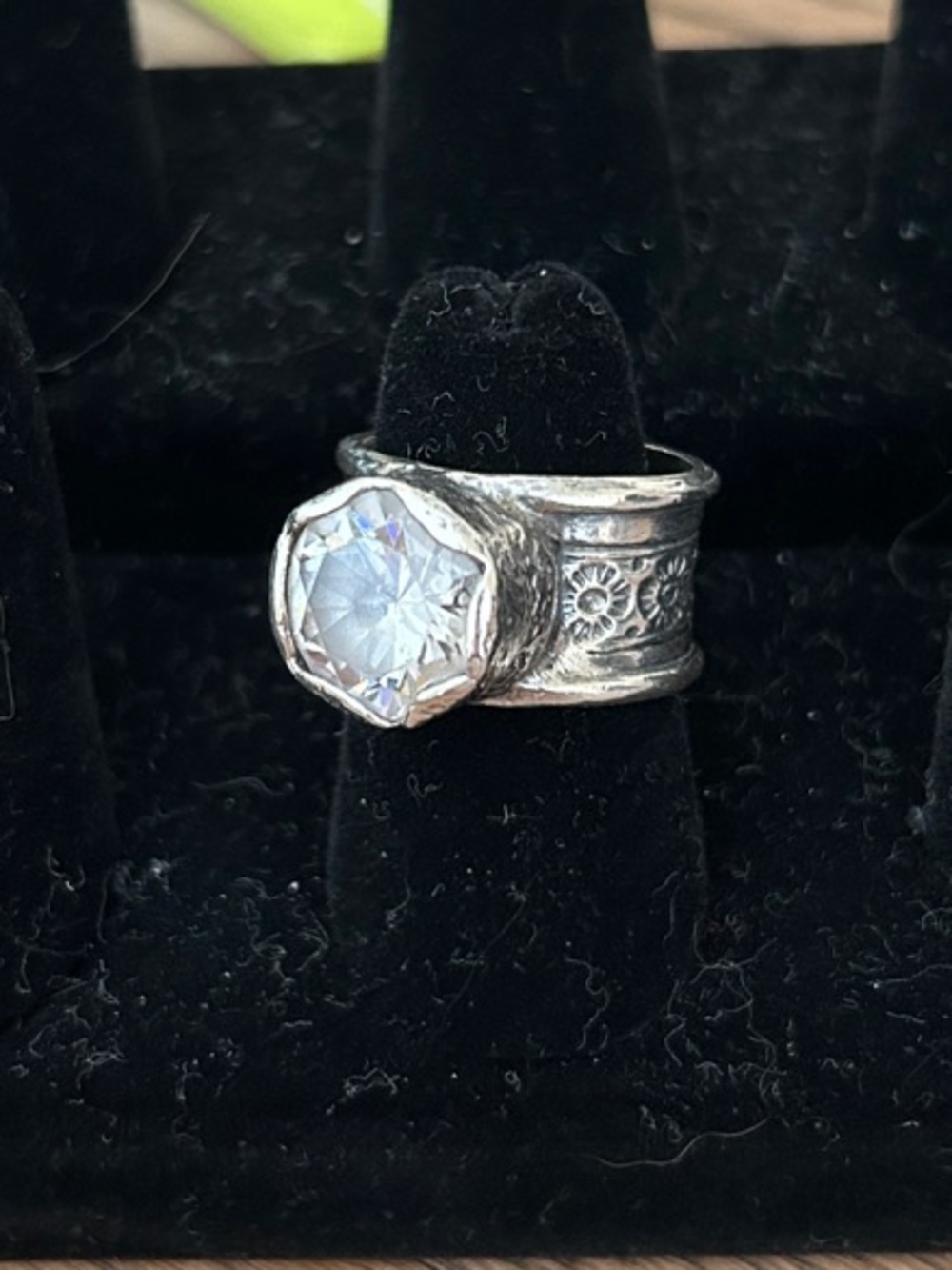 Silpada .925 Sterling Silver Ring with Clear CZ Stone Accent - Picture 6 of 6